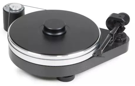 Pro-Ject RPM 9 Carbon elegantní provedení