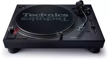 TECHNICS SL-1210MK7 Černý (u nás k poslechu)