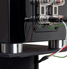 FYNE Audio• FS6 stand • Black- stojan policový
