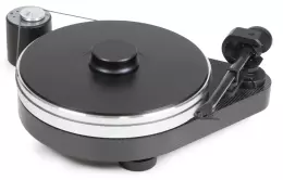 Pro-Ject RPM 9 Carbon elegantní provedení